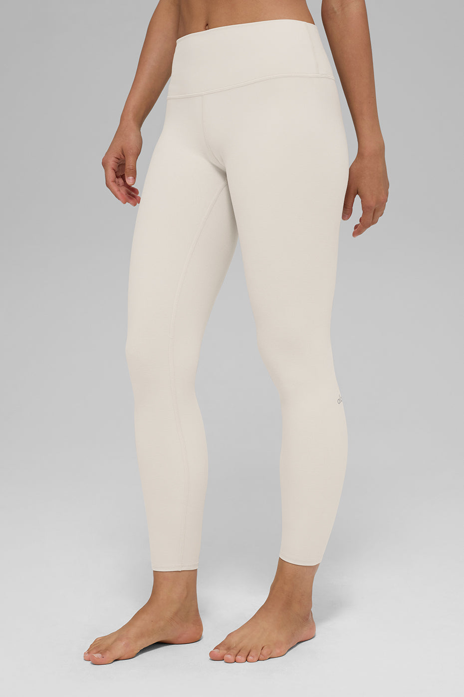 Alo Yoga Alosoft High-Waist 7/8 Highlight Legging - Bone - imagen 2