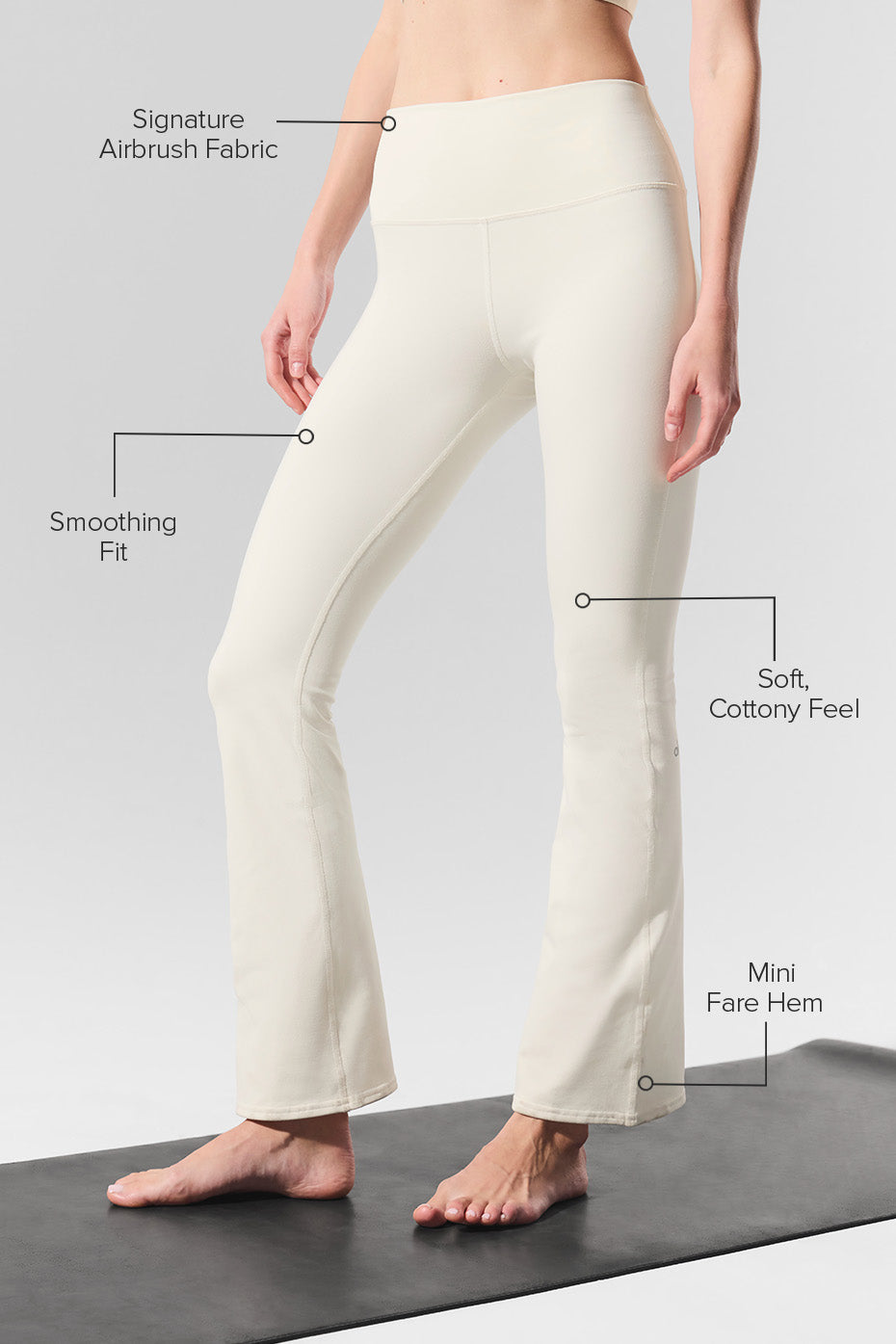 Alo Yoga Airbrush High-Waist Bootcut Legging (Short) - Ivory - imagen 2