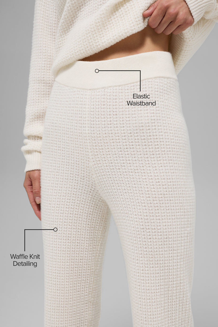 Alo Yoga Cashmere High-Waist Plush Waffle Pant - Ivory - imagen 2