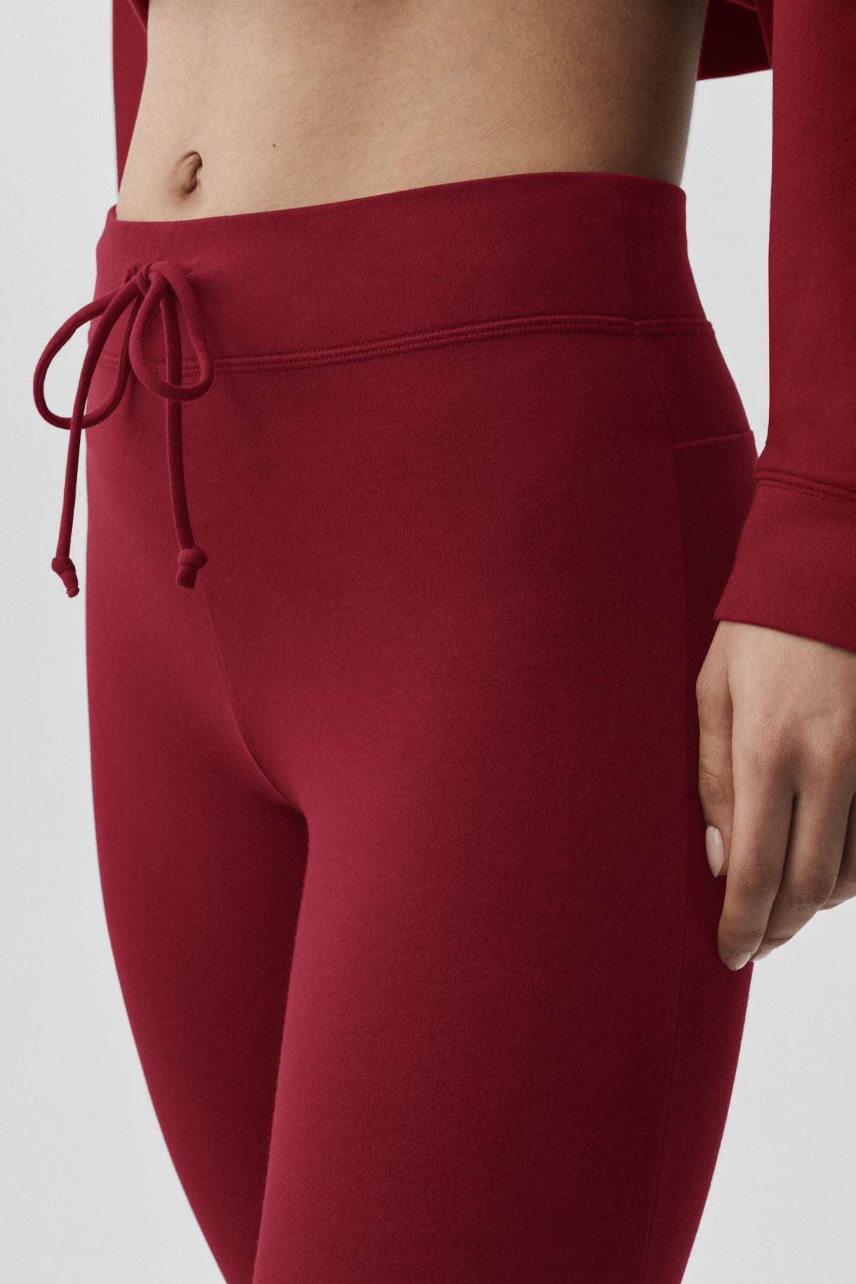 Alo Yoga Sway Bootcut Sweatpant - Summer Romance Red - imagen 4