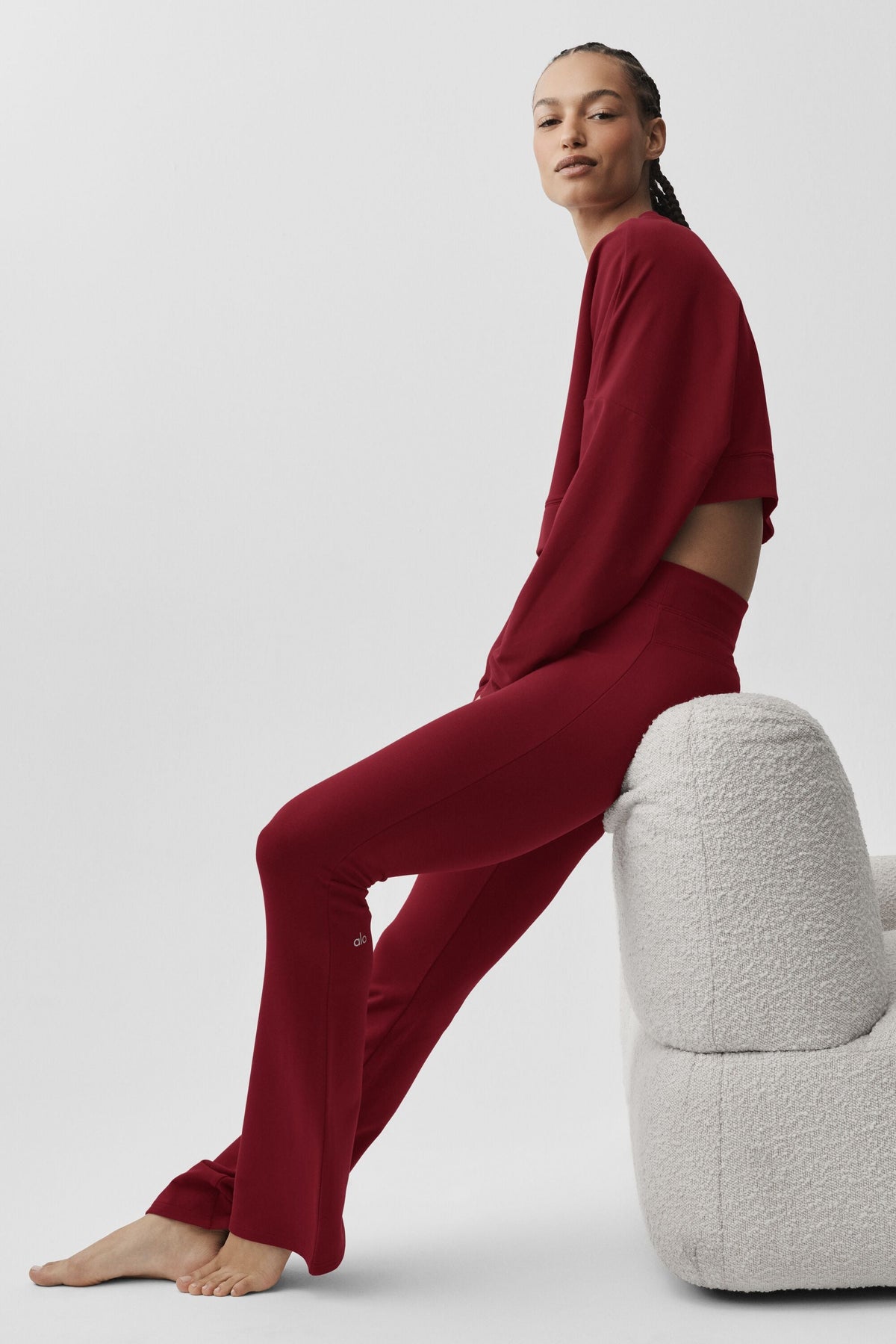 Alo Yoga Sway Bootcut Sweatpant - Summer Romance Red - imagen 5