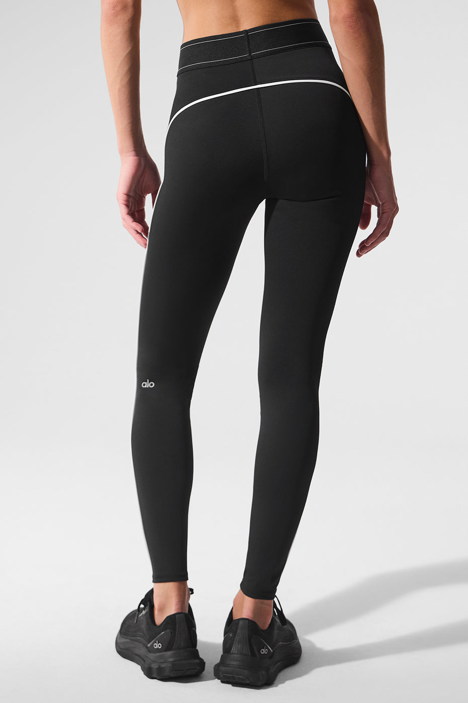 Alo Yoga Airlift High-Waist Suit Up Legging - Black/White - imagen 3