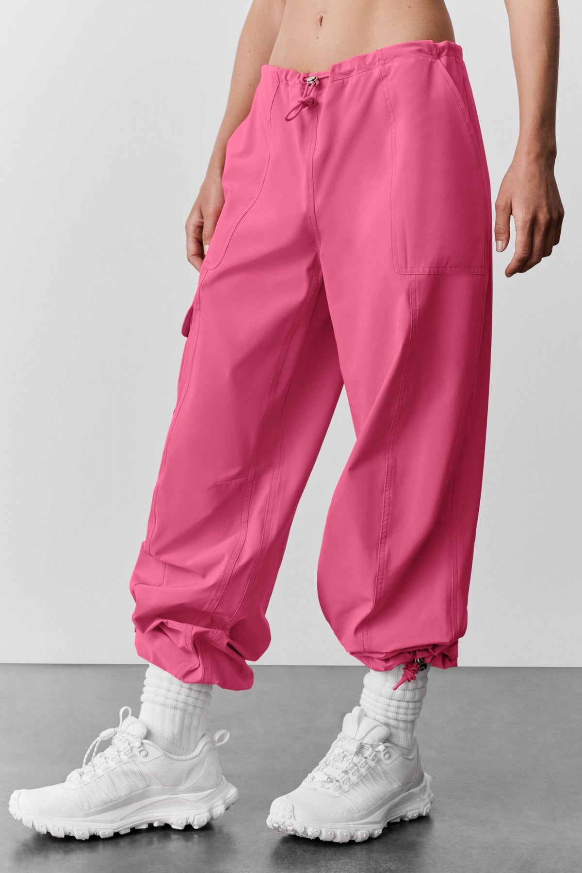 Alo Yoga Low Rise Megastar Cargo Pant - Paradise Pink - imagen 3