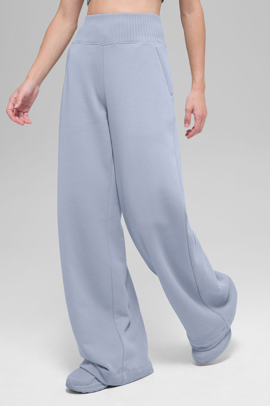 Alo Yoga Serenity Wide Leg Sweatpant - Winter Frost - imagen 3