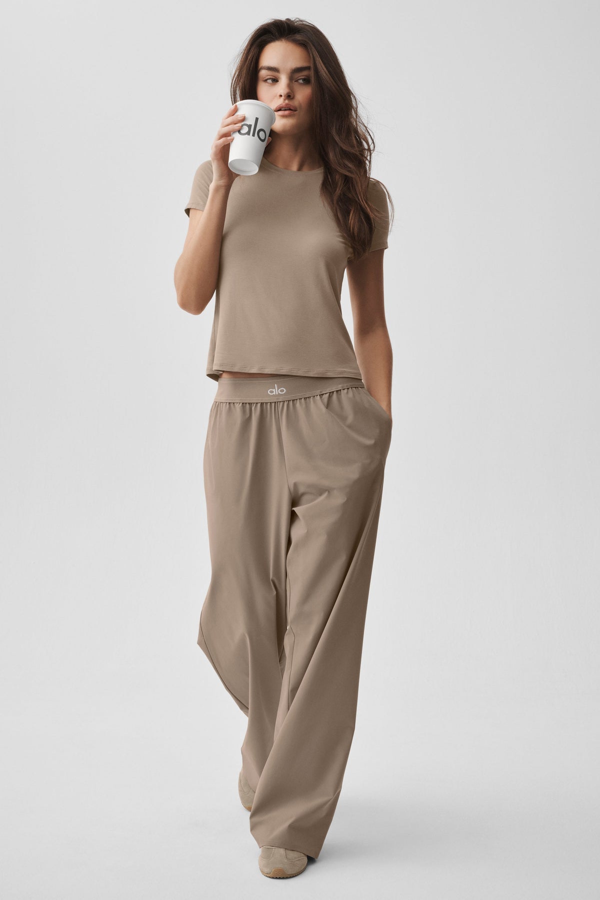 Alo Yoga Suit Up Trouser (Long) - Gravel - imagen 2