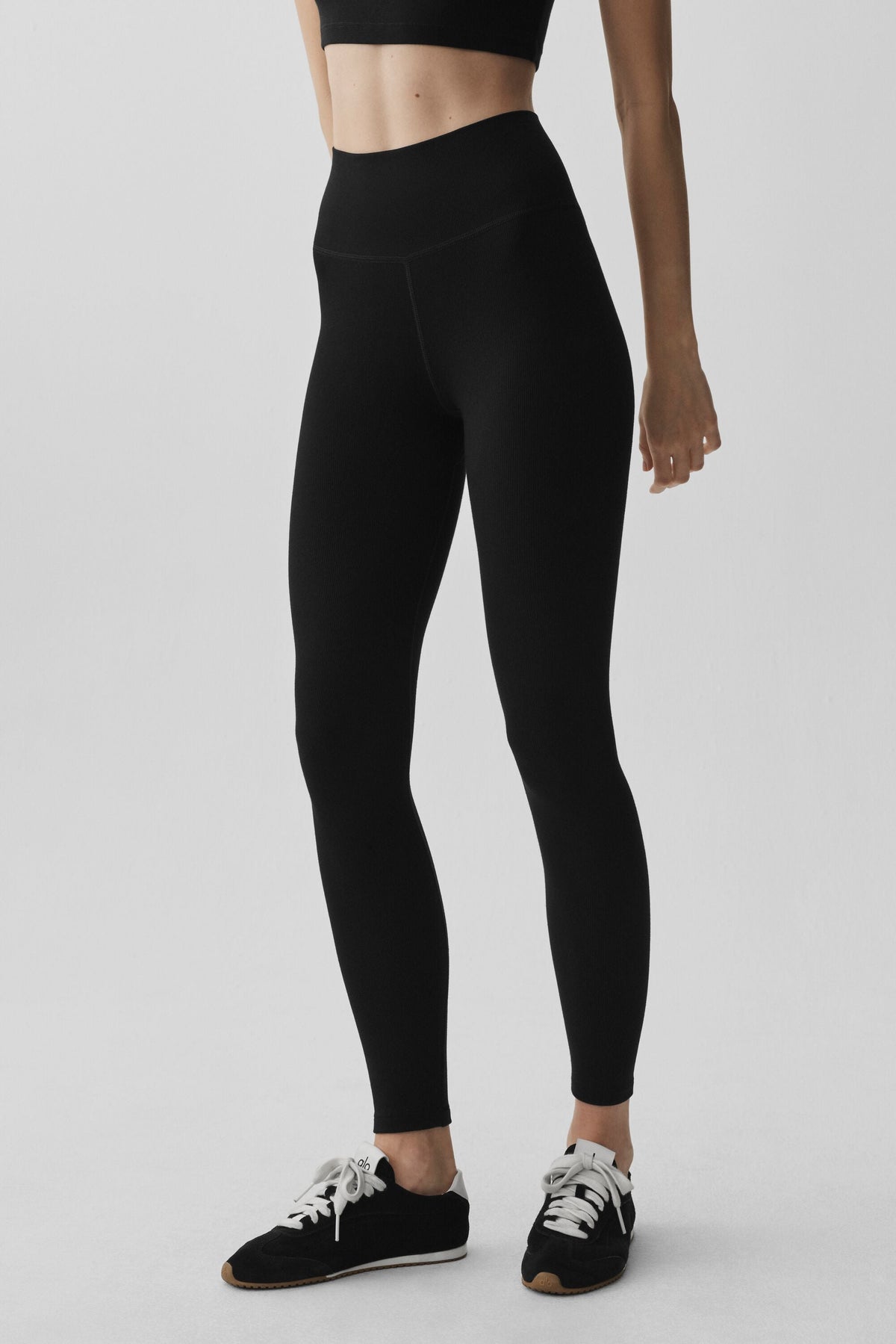 Alo Yoga Seamless Modal Ribbed High-Waist 7/8 Legging - Black - imagen 1