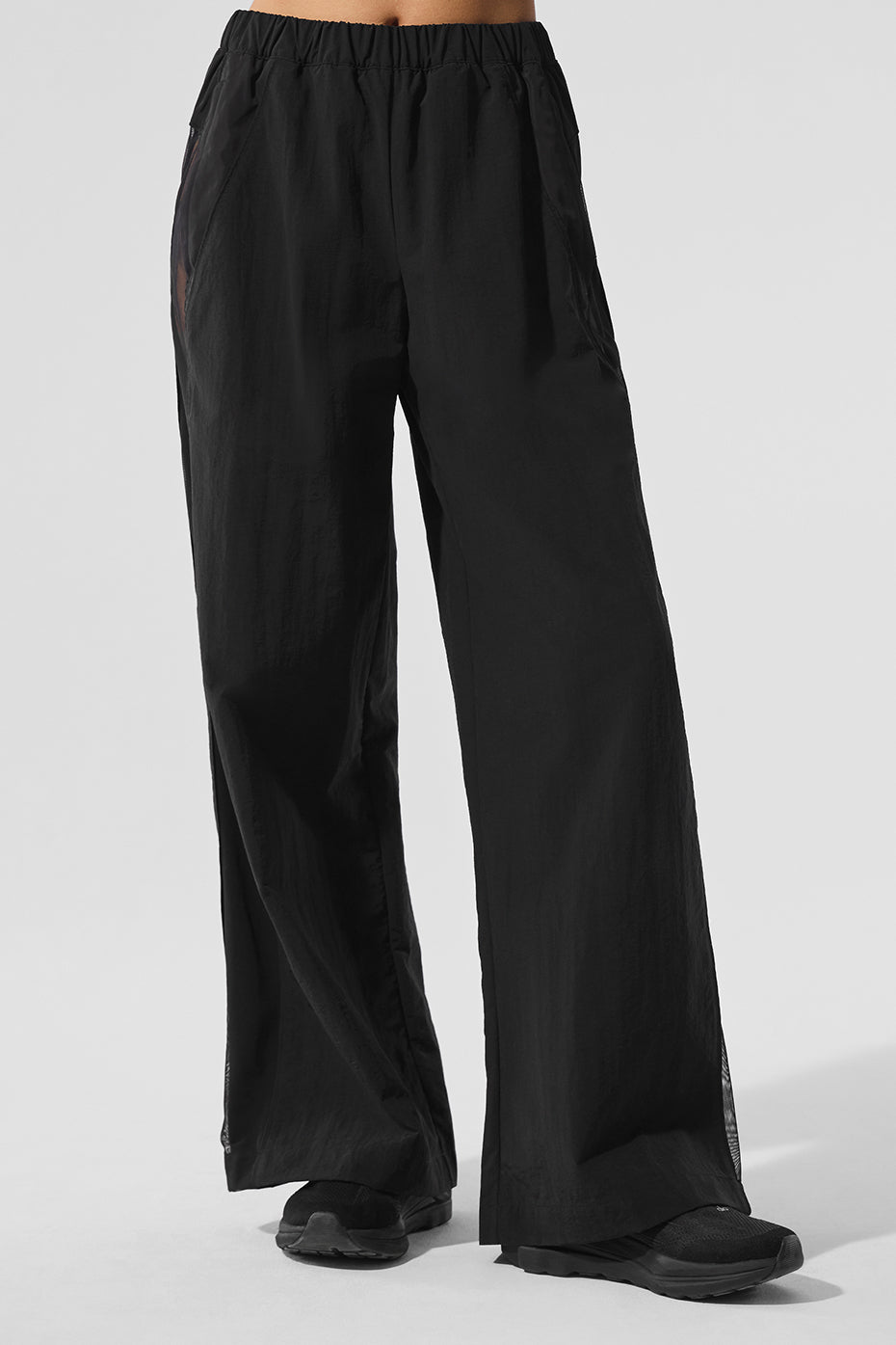 Alo Yoga High-Waist Origin Wide Leg Track Pant - Black - imagen 1