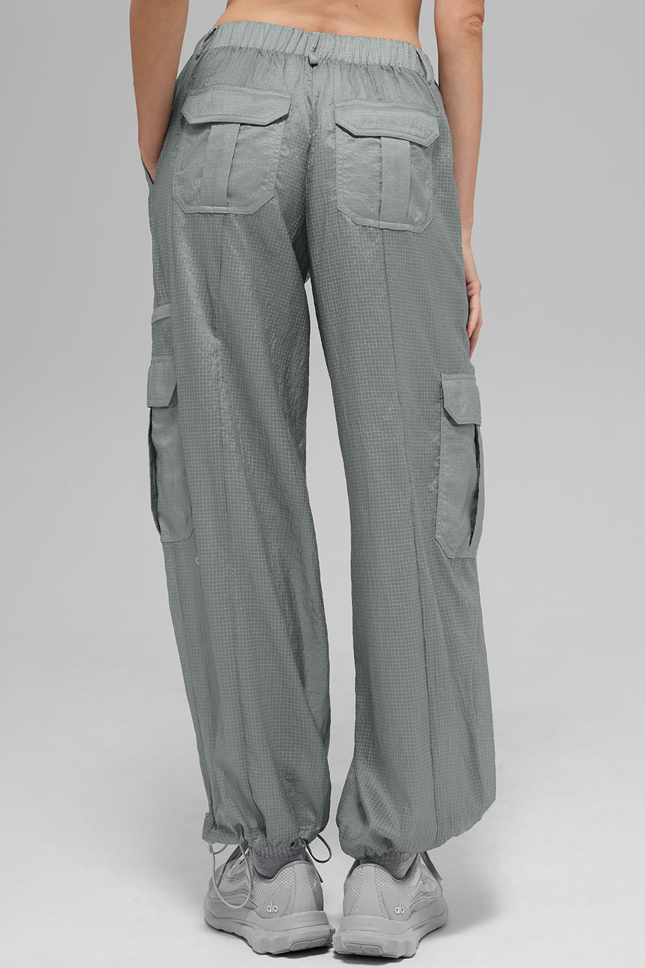 Alo Yoga Sheer Game Time Wide Leg Jogger - Lunar Grey - imagen 3