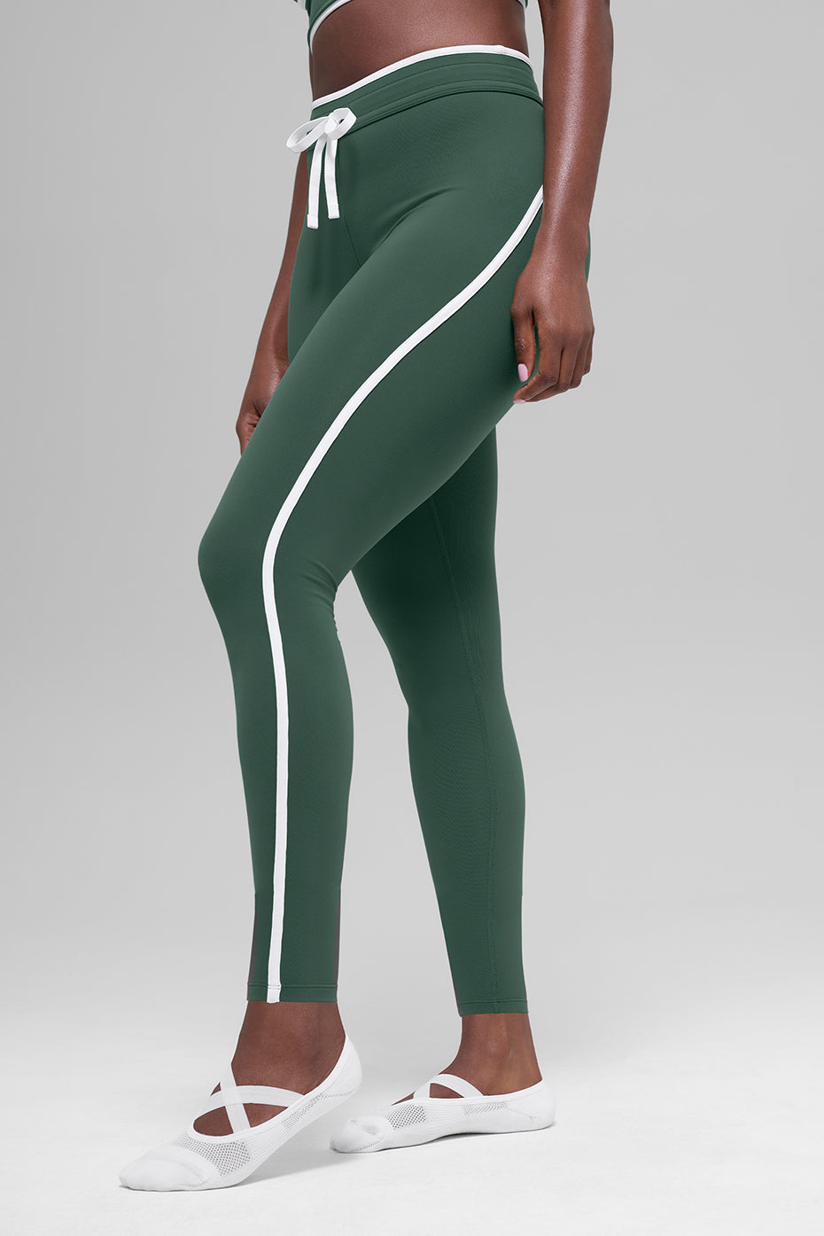 Alo Yoga Airbrush High-Waist Race Pace 7/8 Legging - Clover Green/White - imagen 1