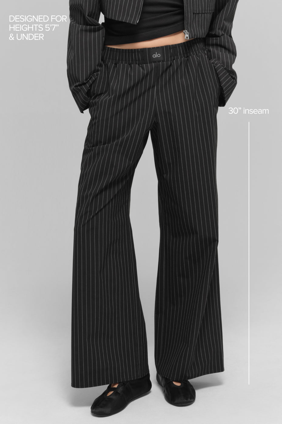 Alo Yoga Pinstripe Daylight Boxer Pant (Regular) - Black/Titanium - imagen 2