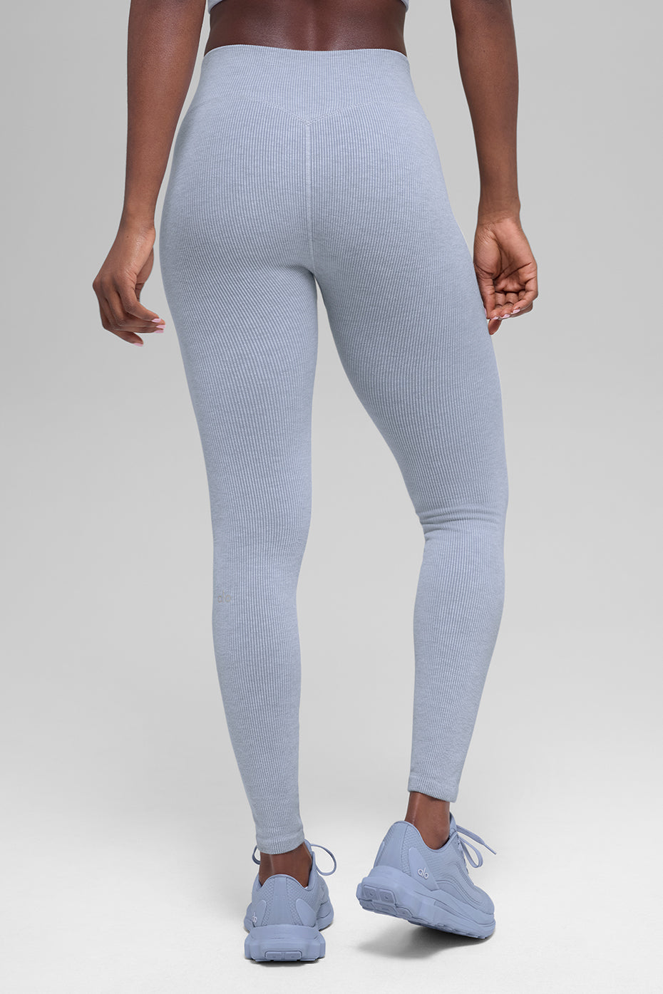 Alo Yoga Seamless High-Waist Two Tone Rib Legging - Winter Frost Heather - imagen 3