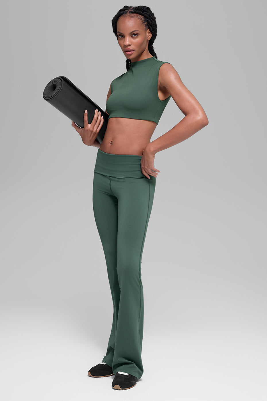 Alo Yoga ALO Softsculpt Foldover Flare Legging (Regular) - Clover Green - imagen 6