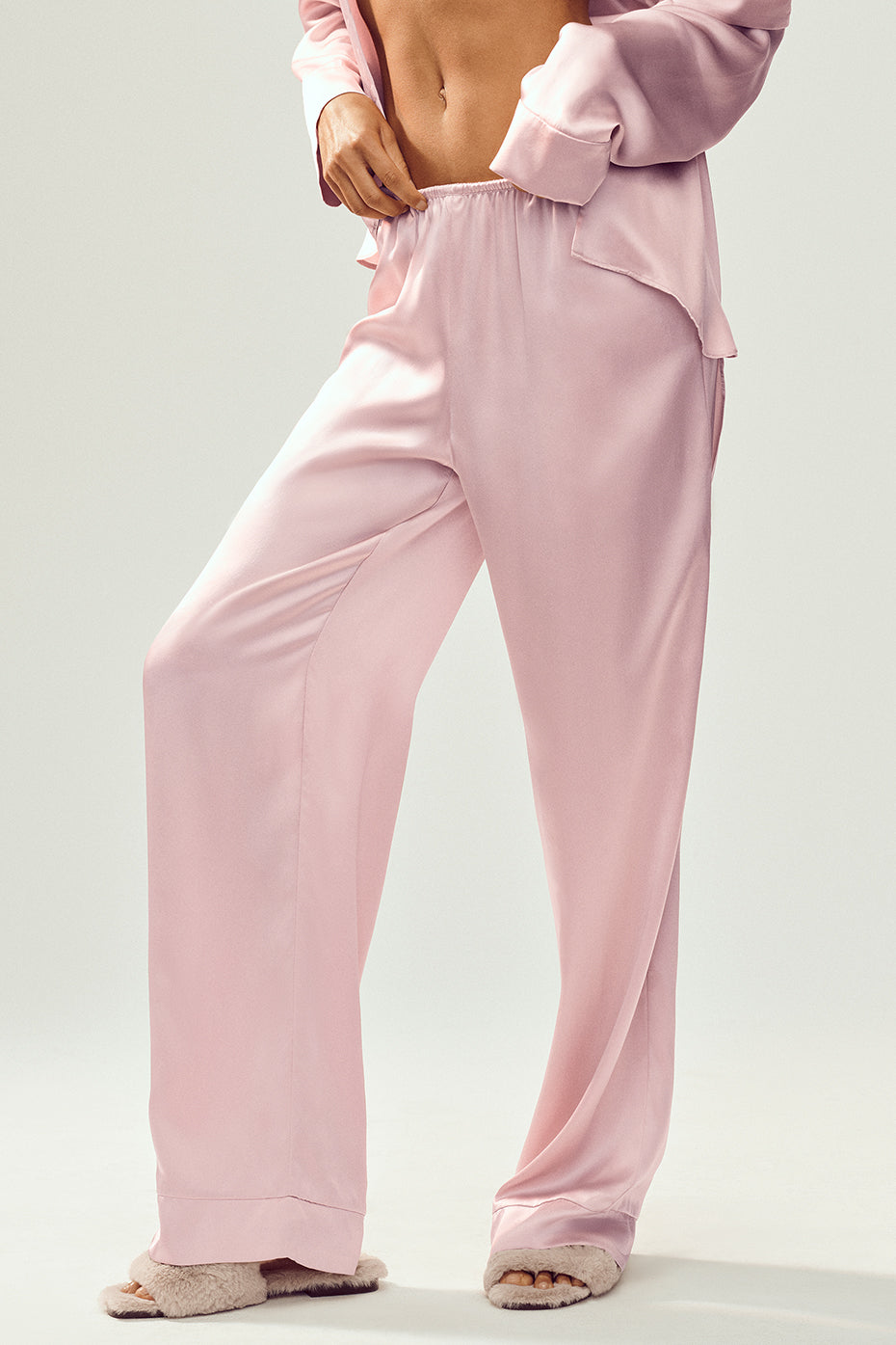 Alo Yoga Silk Luminous Pant (Long) - Pink Champagne - imagen 4
