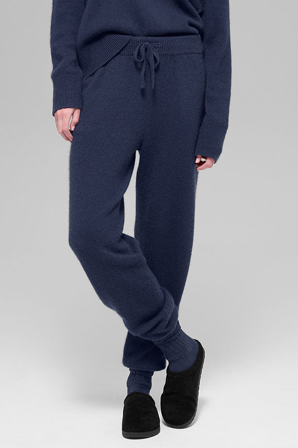 Alo Yoga Wool Cashmere High-Waist New Class Jogger - Navy - imagen 4