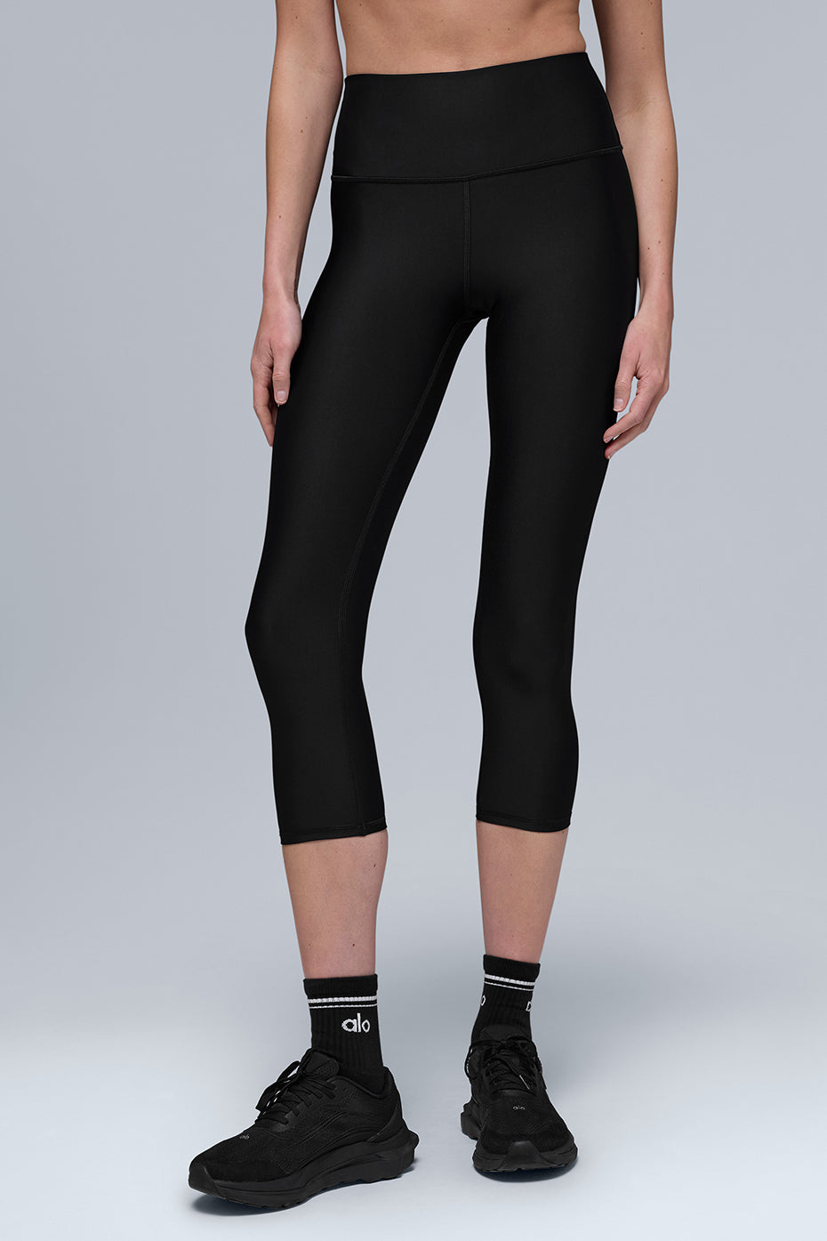 Alo Yoga High-Waist Airlift Capri - Black - imagen 3