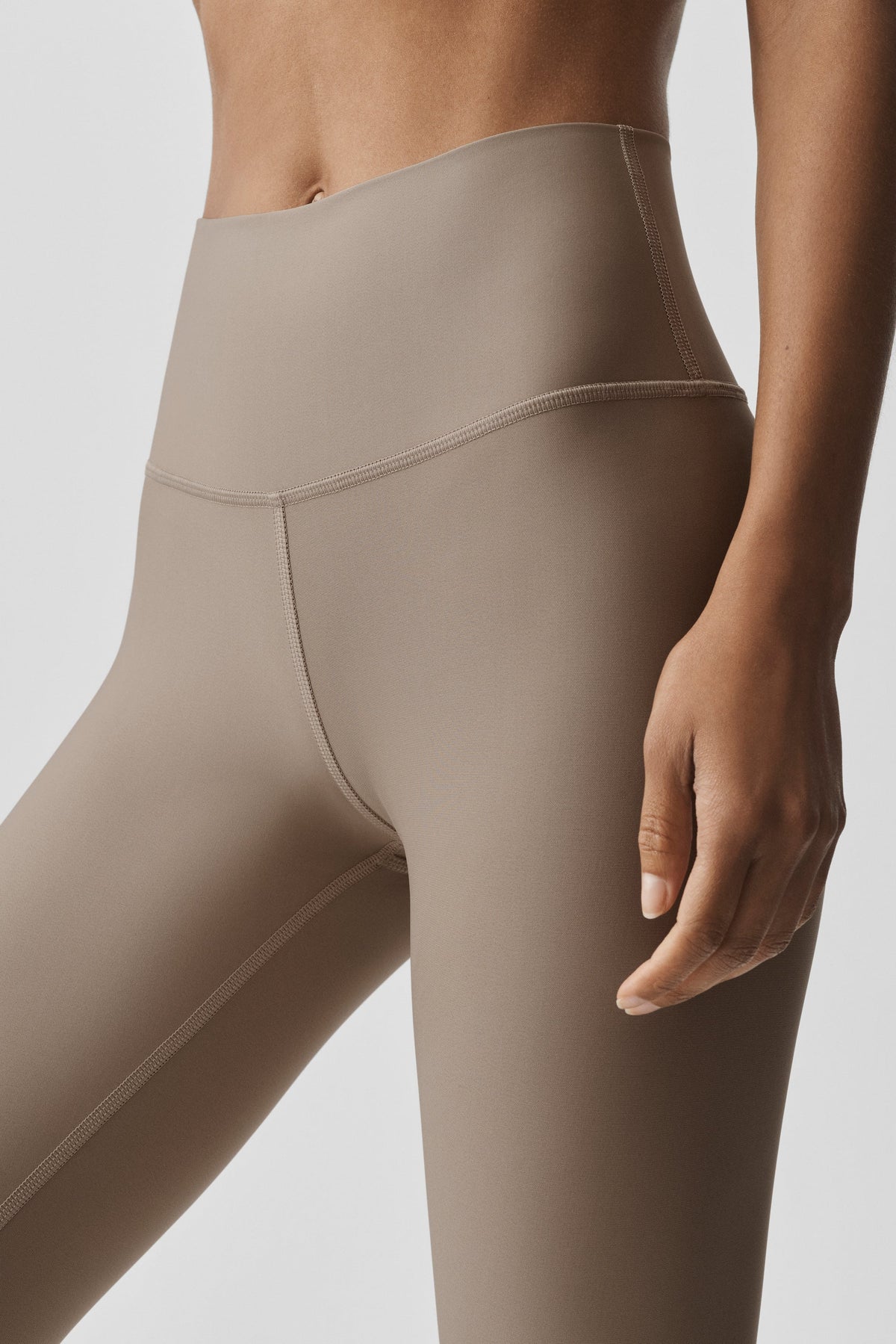 Alo Yoga 7/8 High-Waist Airlift Legging - Gravel - imagen 3