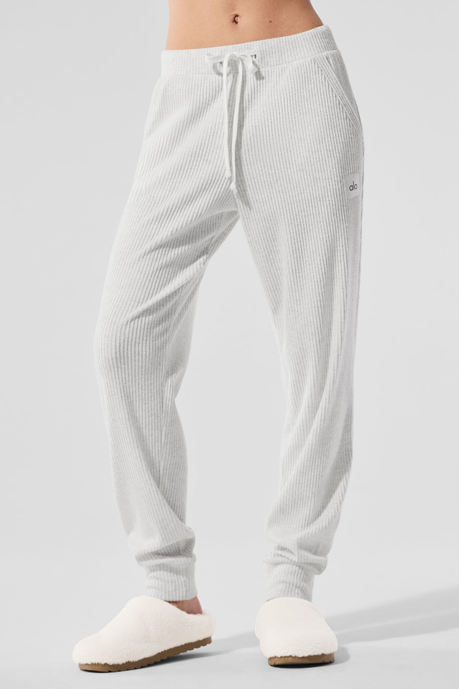 Alo Yoga Muse Sweatpant - White Heather - imagen 1