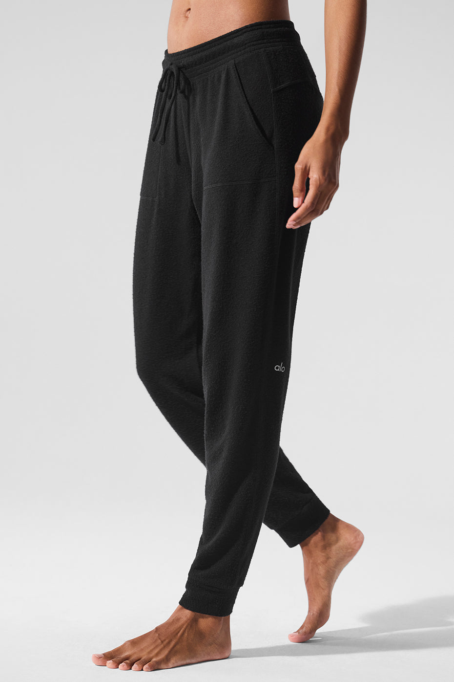 Alo Yoga Soho Sweatpant - Black - imagen 3