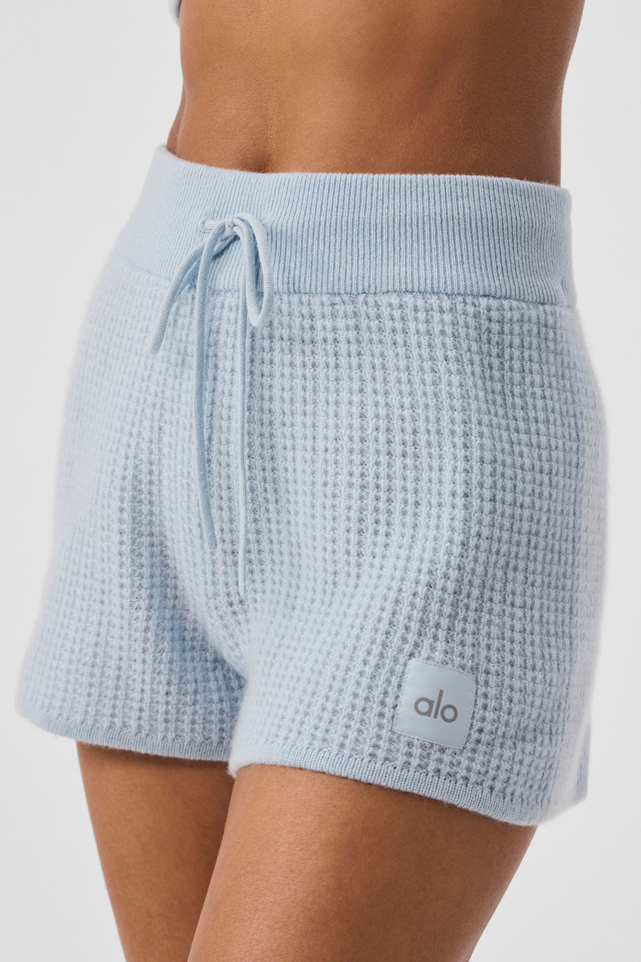 Alo Yoga Cashmere High-Waist Plush Waffle Short - Crystal Blue - imagen 2