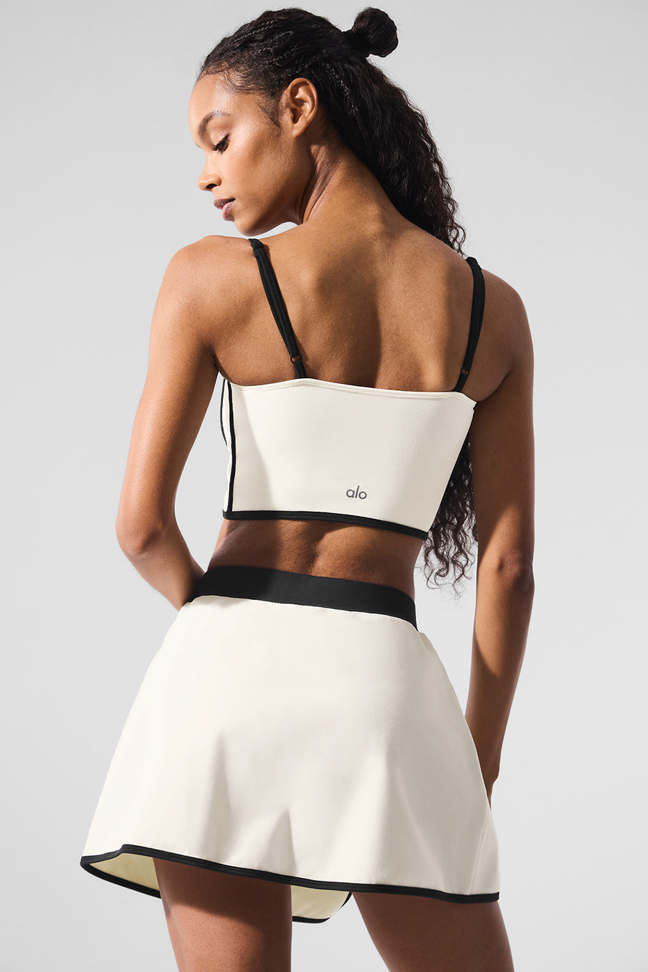 Alo Yoga Airbrush Streamlined Bra Tank - Ivory/Black - imagen 3