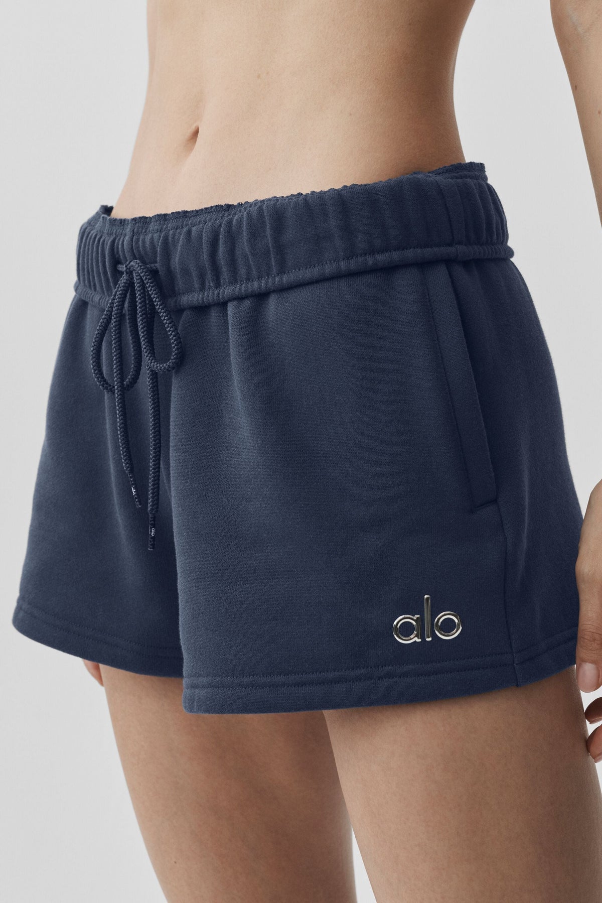 Alo Yoga Accolade Short - Navy - imagen 3
