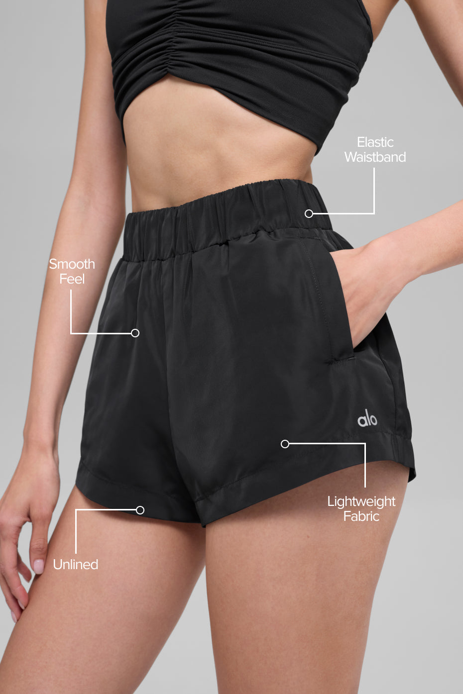 Alo Yoga High-Waist Socialite Short - Black - imagen 2