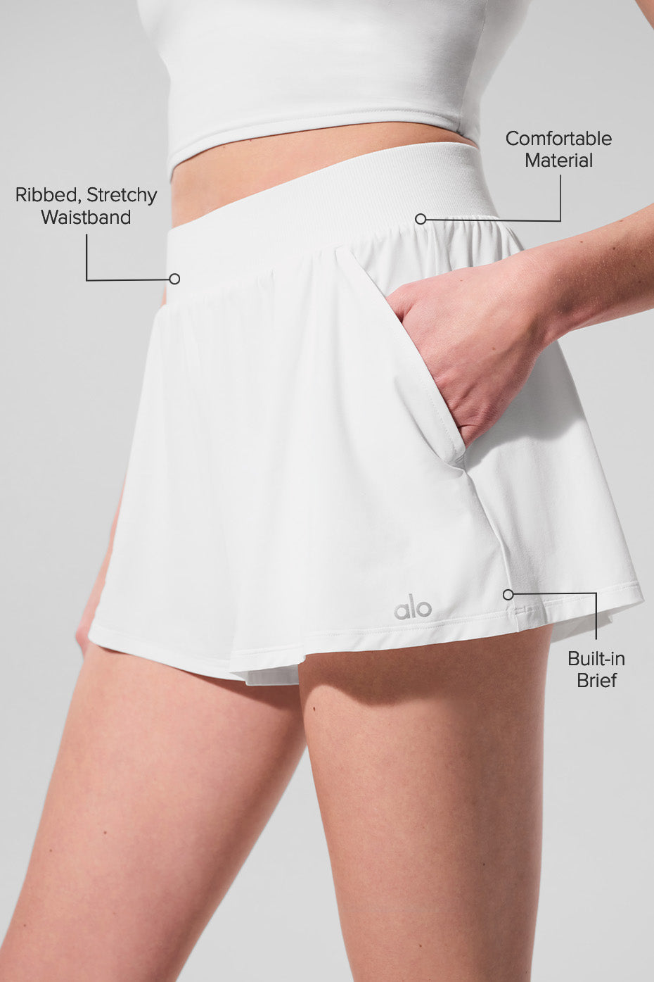 Alo Yoga Breezy Short - White - imagen 2