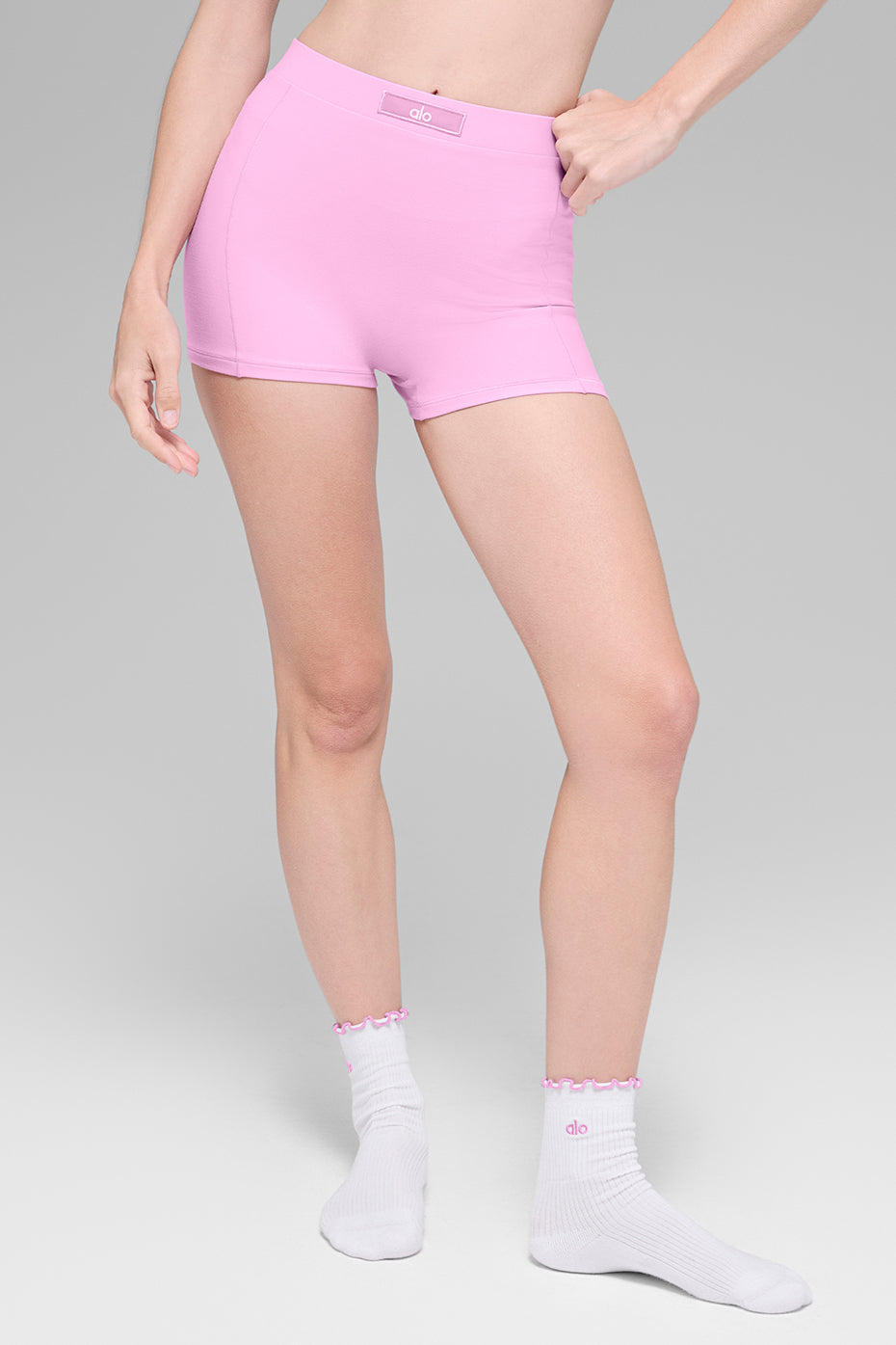 Alo Yoga Alosoft Sincere Micro Short - Candy Heart Pink - imagen 3