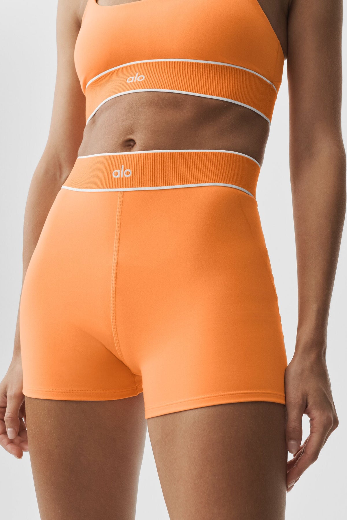 Alo Yoga 3" ALO Softsculpt High-Waist Amp It Up Short - Satsuma Breeze - imagen 5