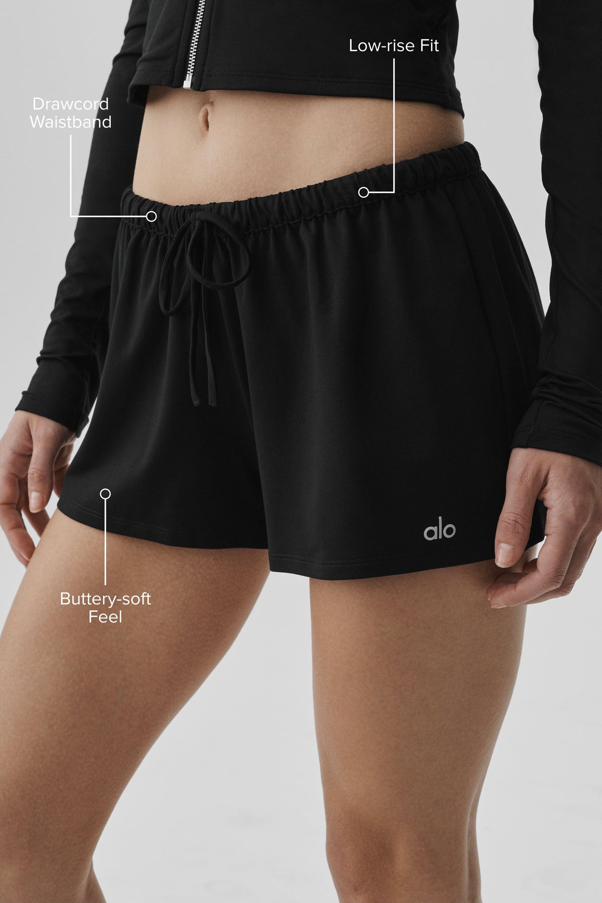 Alo Yoga Alosoft Low-Rise Finesse Short - Black - imagen 2