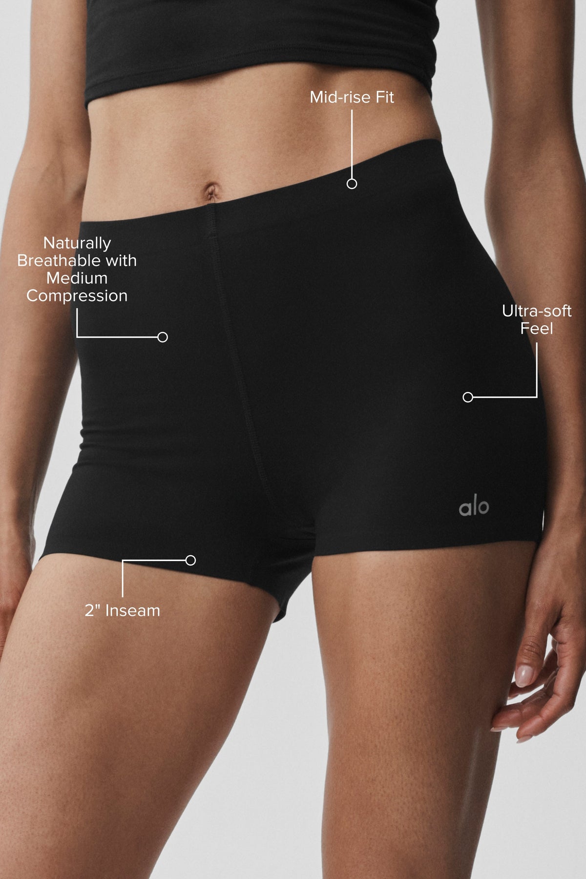 Alo Yoga 2" ALO Softsculpt Mid-Rise Short - Black - imagen 2