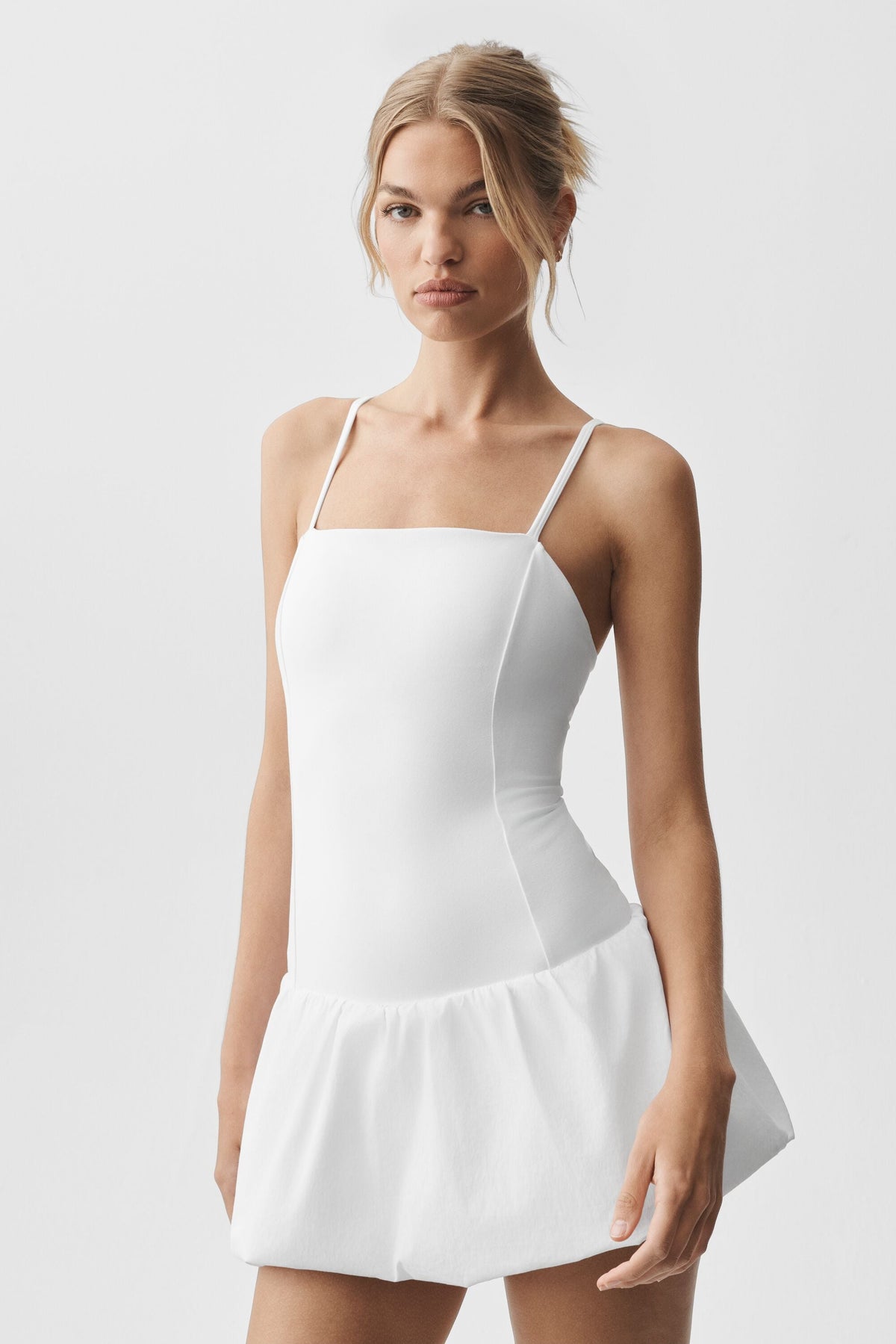 Alo Yoga Airbrush Love Match Tennis Dress - White - imagen 1