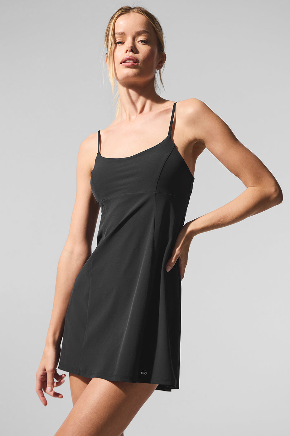 Alo Yoga Breezy Tennis Dress - Black - imagen 1