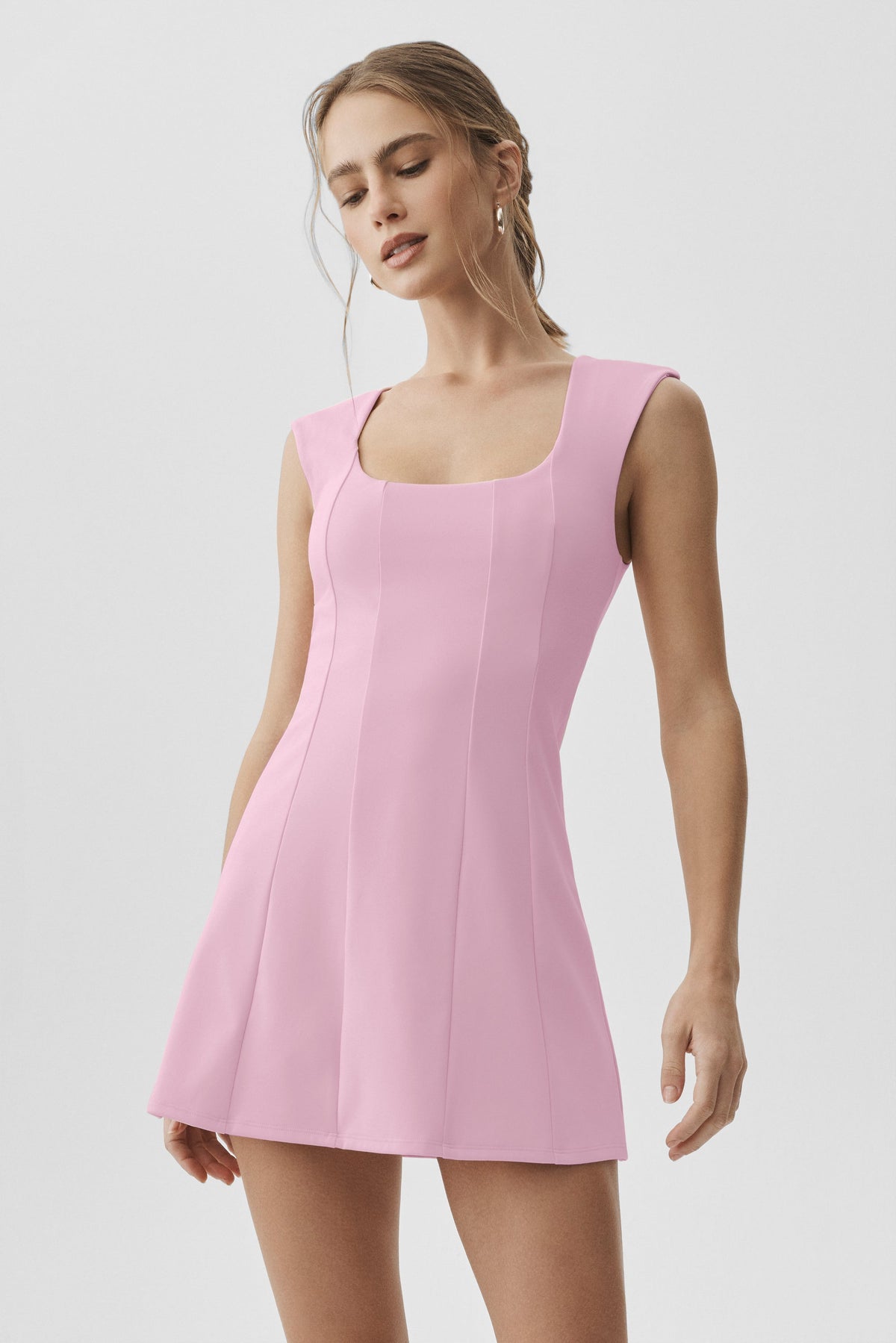 Alo Yoga ALO Softsculpt Desire Tennis Dress - Pink Marshmallow - imagen 3