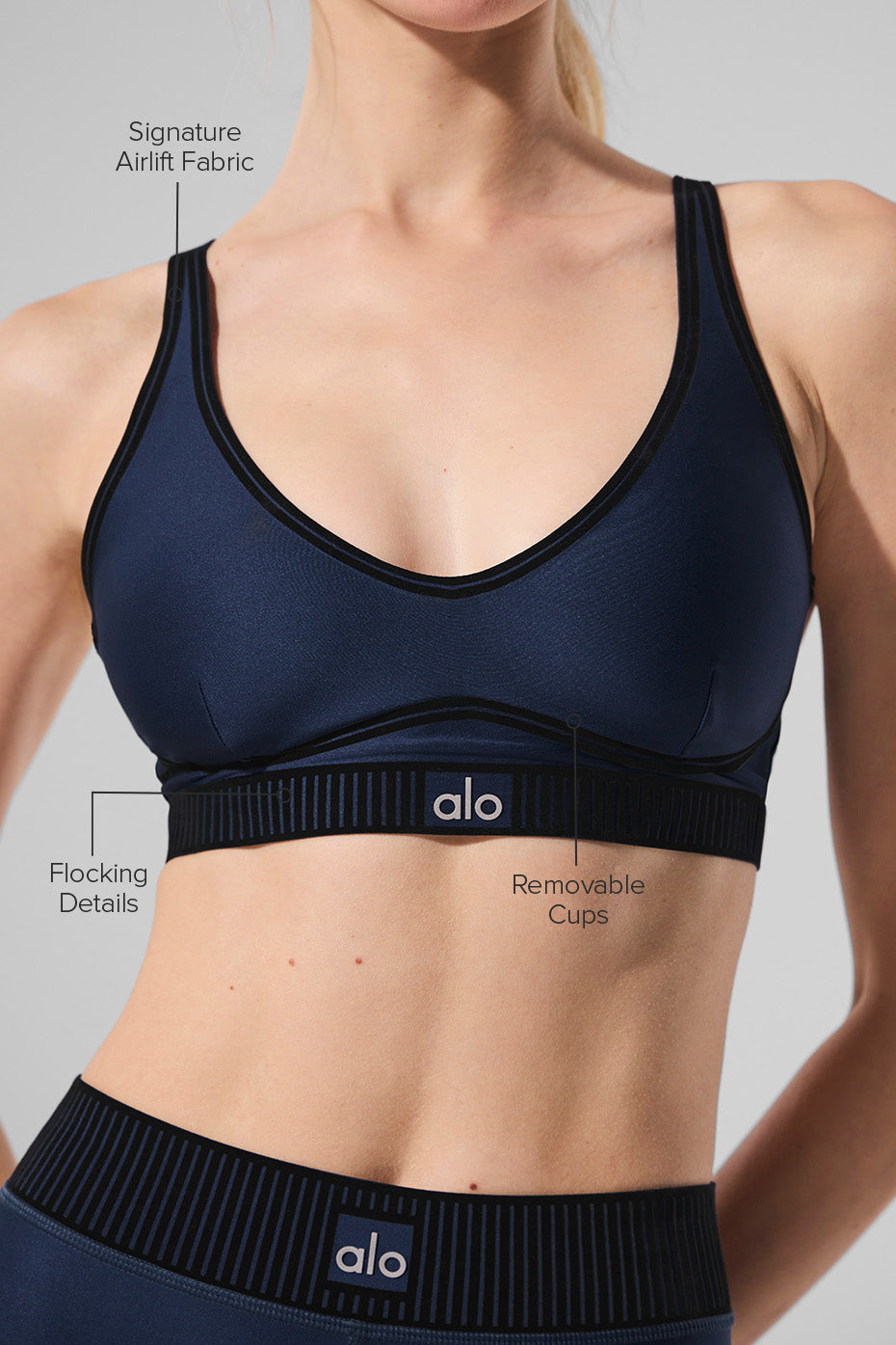 Alo Yoga Airlift Line Up Bra - Navy - imagen 2
