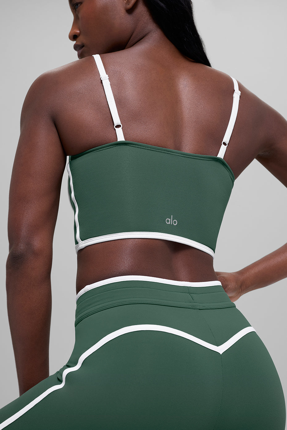 Alo Yoga Airbrush Streamlined Bra Tank - Clover Green/White - imagen 2