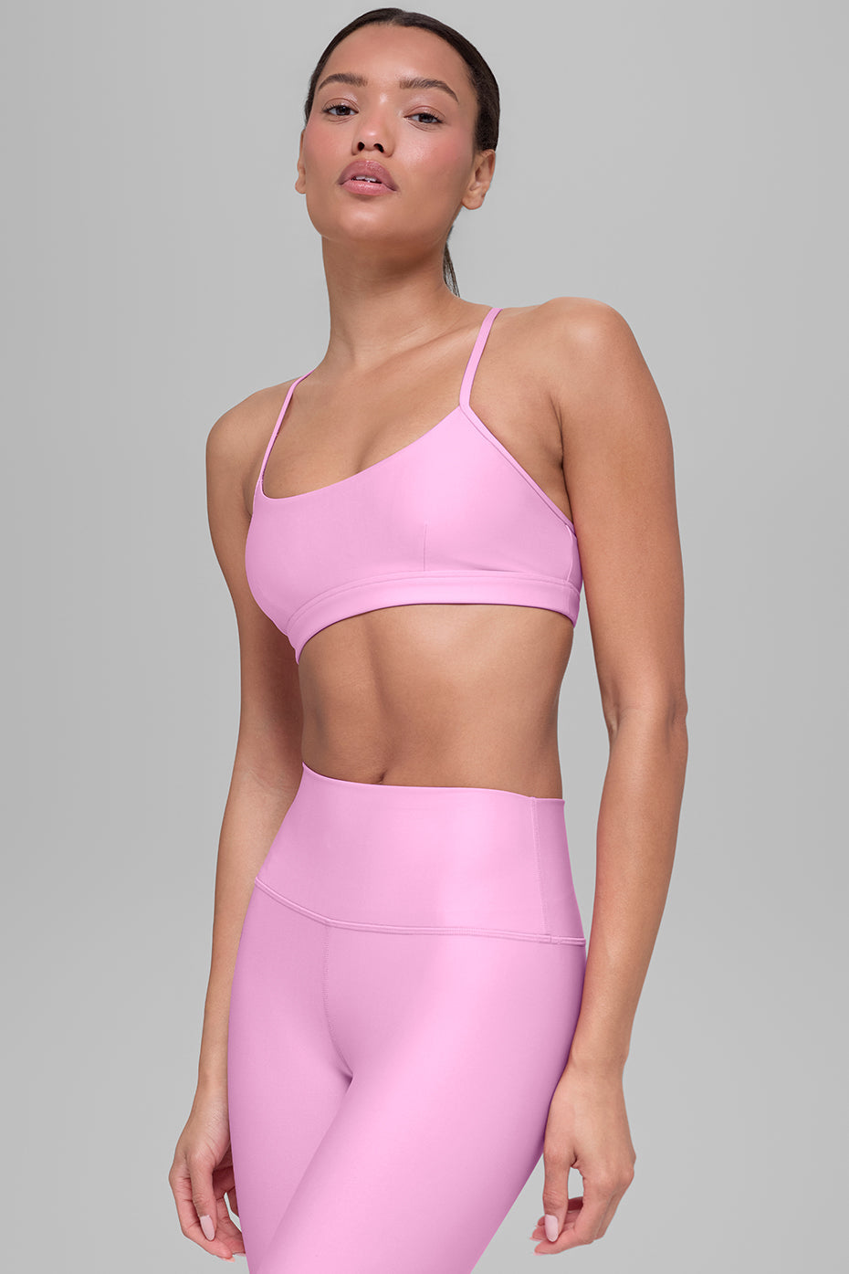 Alo Yoga Airlift Intrigue Bra - Candy Heart Pink - imagen 3