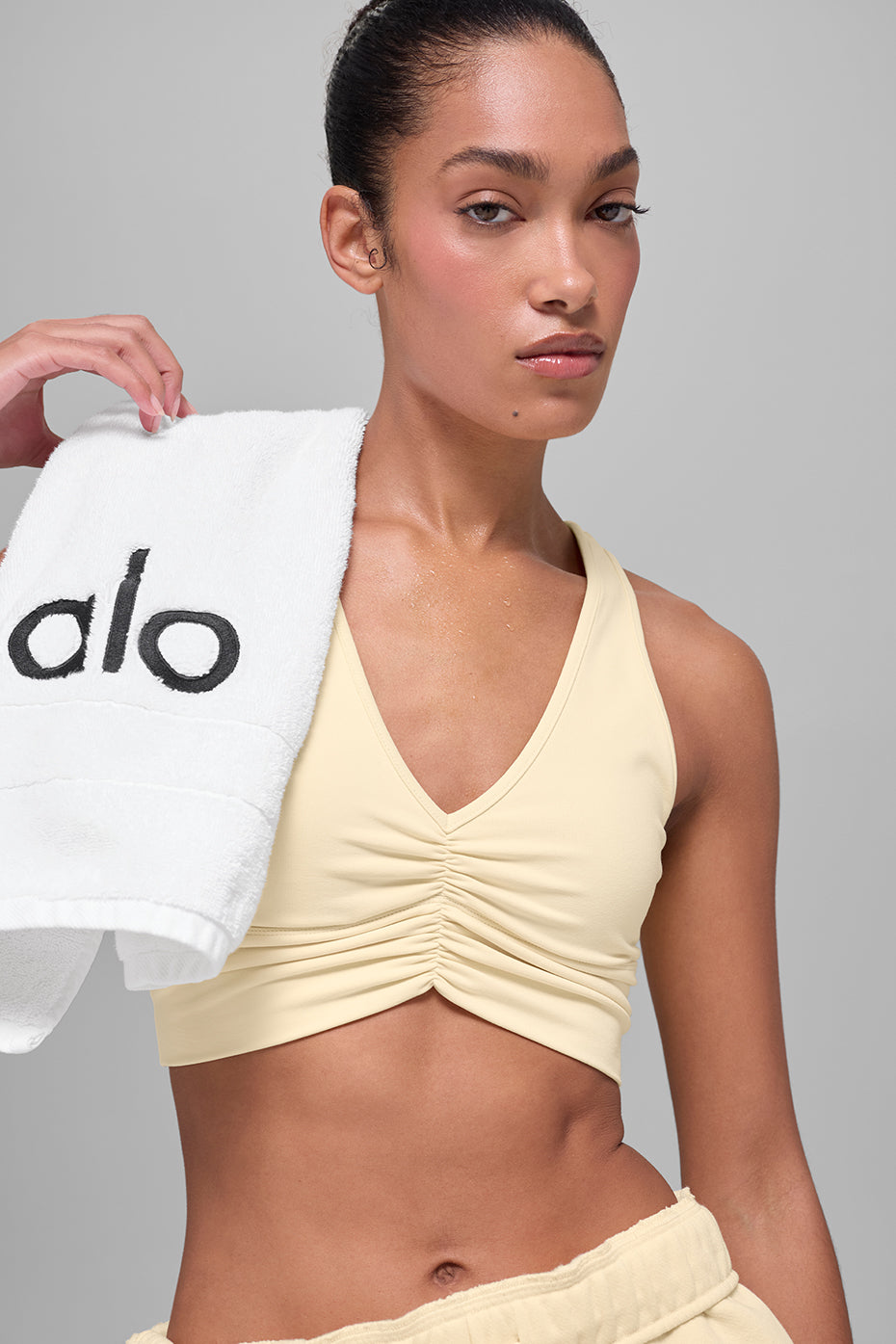 Alo Yoga Wild Thing Bra - Candlelight Yellow - imagen 4