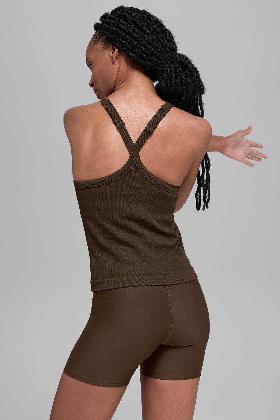 Alo Yoga Seamless Ribbed Favorite Full Length Bra Tank - Espresso - imagen 3