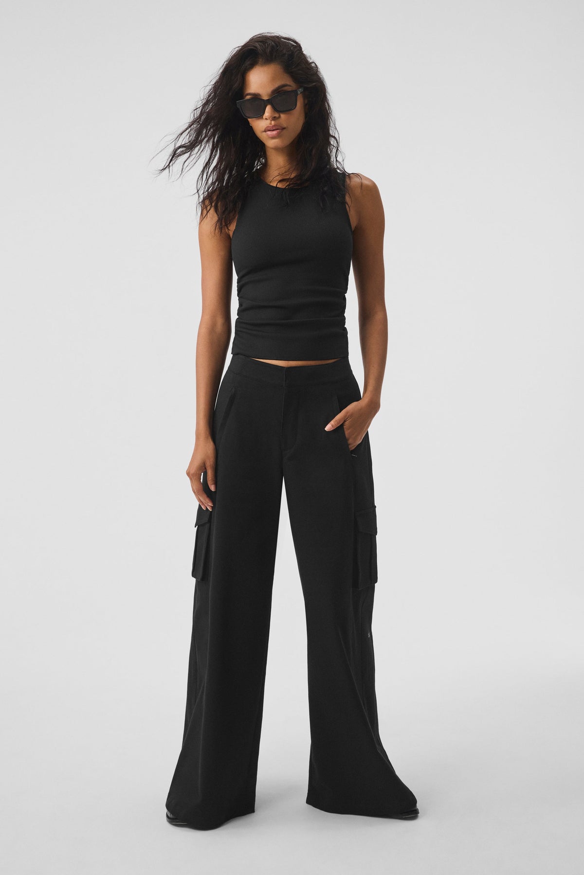 Alo Yoga Ribbed En Pointe Tank - Black - imagen 5