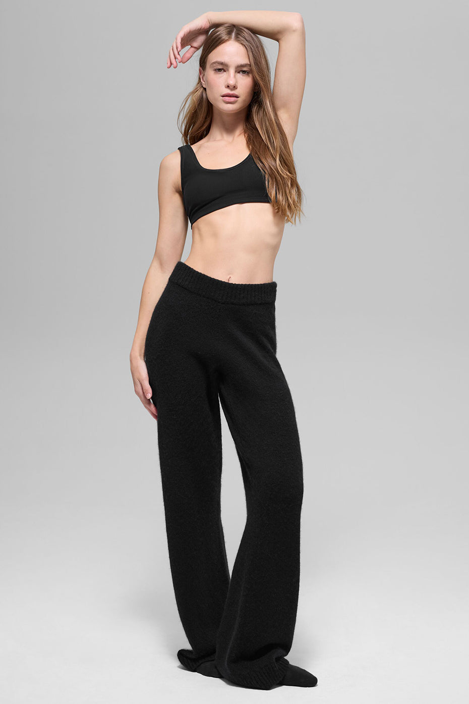 Alo Yoga Alosoft Center Stage Bra - Black - imagen 5