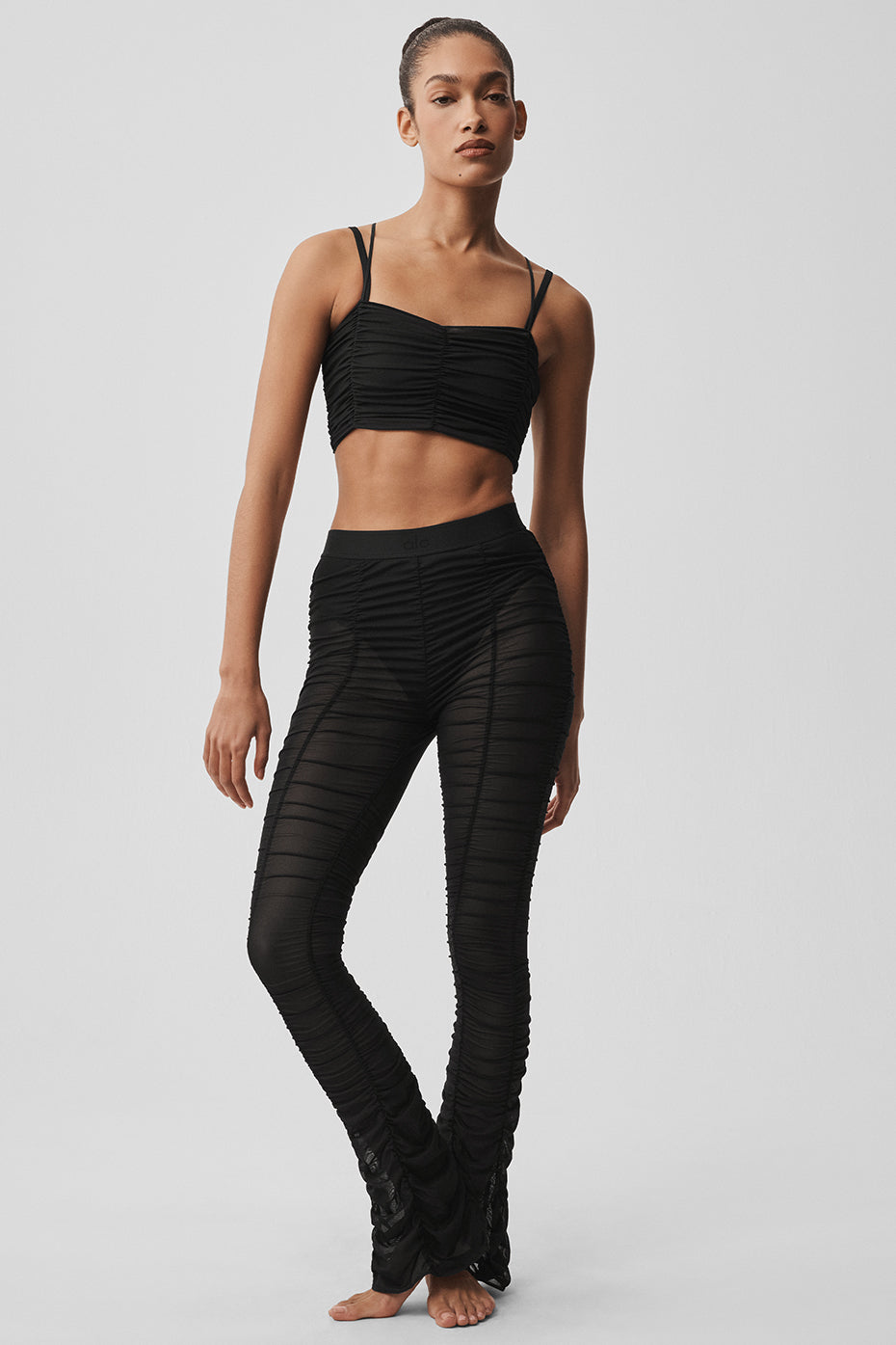 Alo Yoga Airlift Mesh Cherish Bra - Black - imagen 4