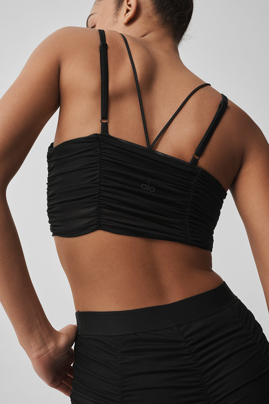 Alo Yoga Airlift Mesh Cherish Bra - Black - imagen 2
