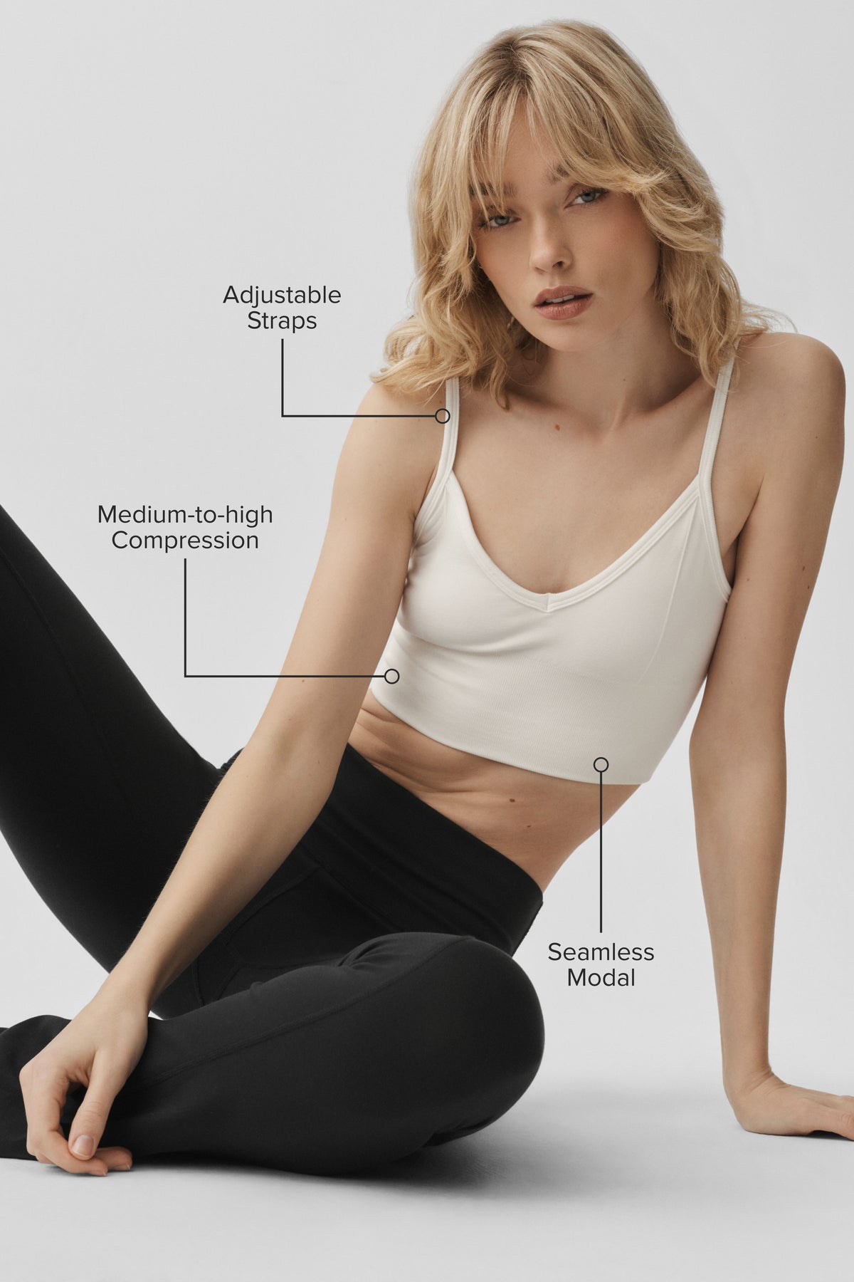 Alo Yoga Seamless Modal Ribbed Delight Bralette - Ivory - imagen 2