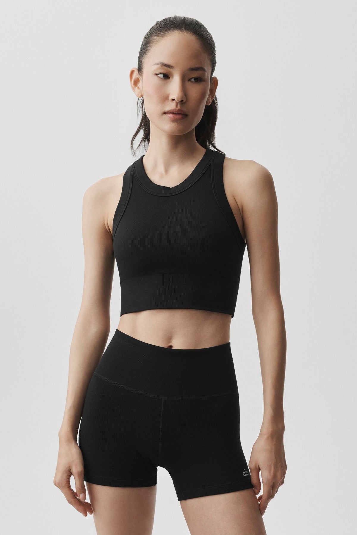 Alo Yoga Seamless Modal Ribbed High Neck Delight Bra - Black - imagen 1