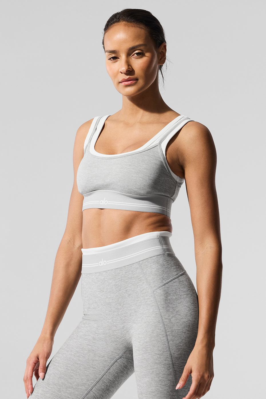 Alo Yoga Alosoft Better Together Bra - Athletic Heather Grey/White - imagen 3