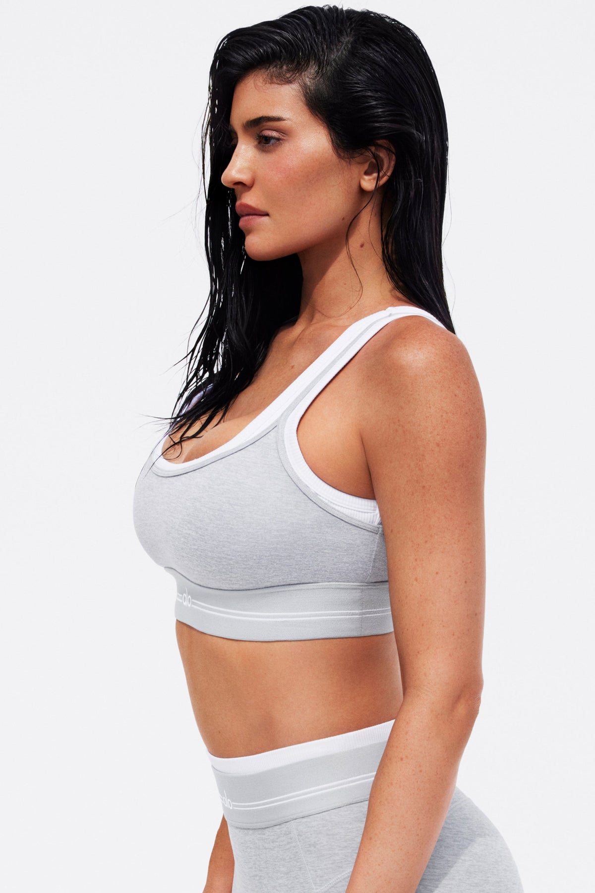 Alo Yoga Alosoft Better Together Bra - Athletic Heather Grey/White - imagen 1
