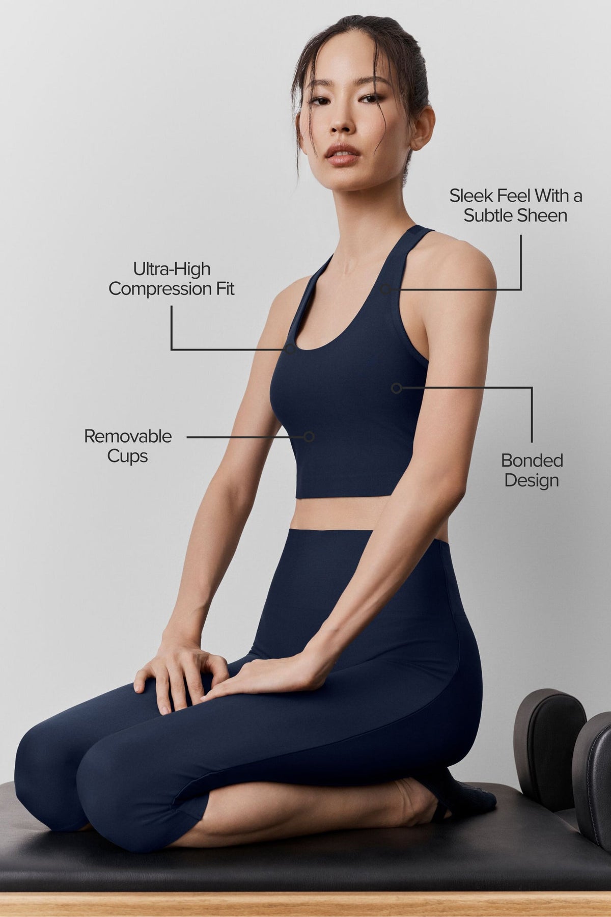 Alo Yoga Airlift Super Sleek Bra Tank - Navy - imagen 2