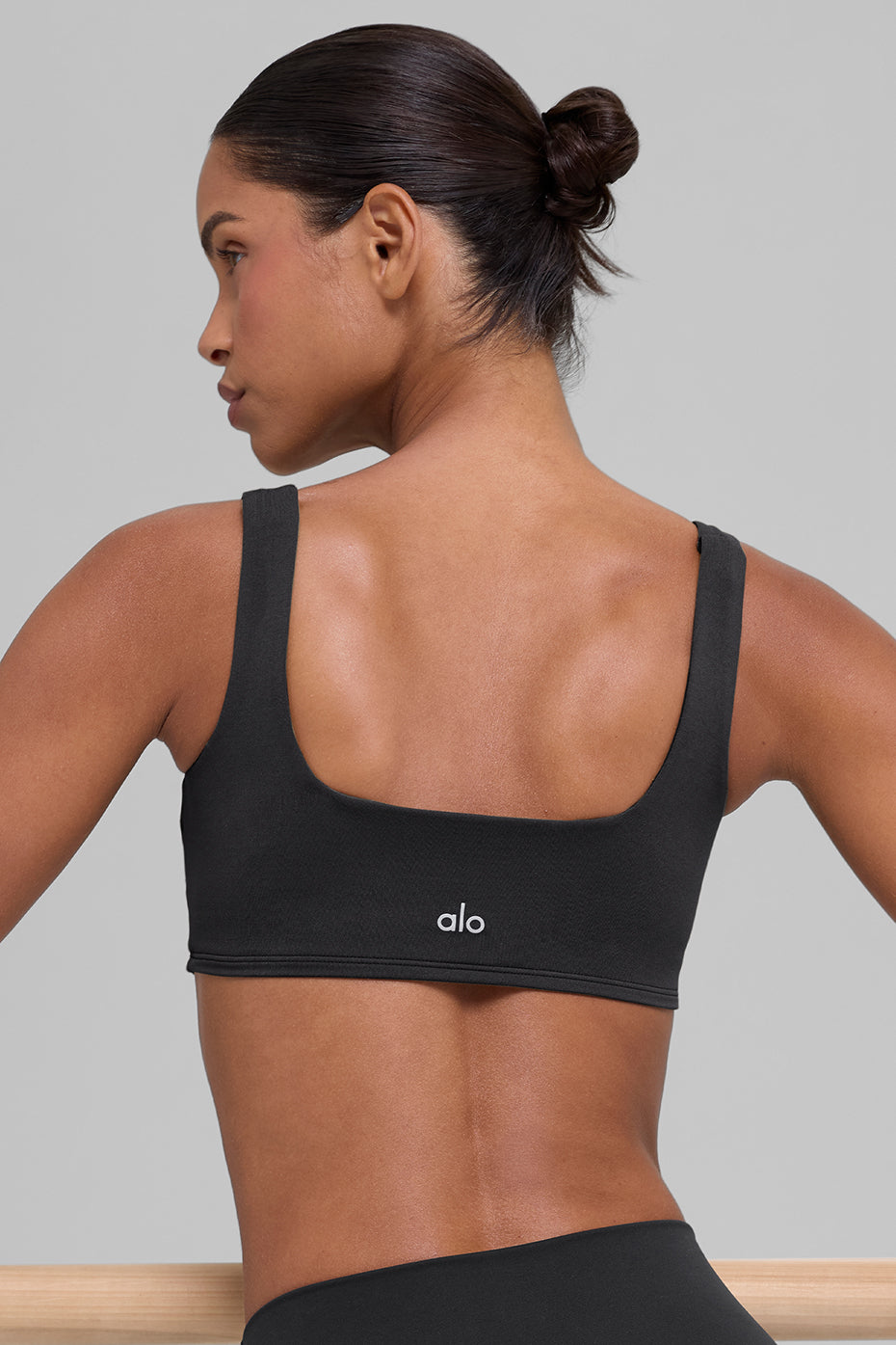 Alo Yoga ALO Softsculpt Precision Bra - Black - imagen 4