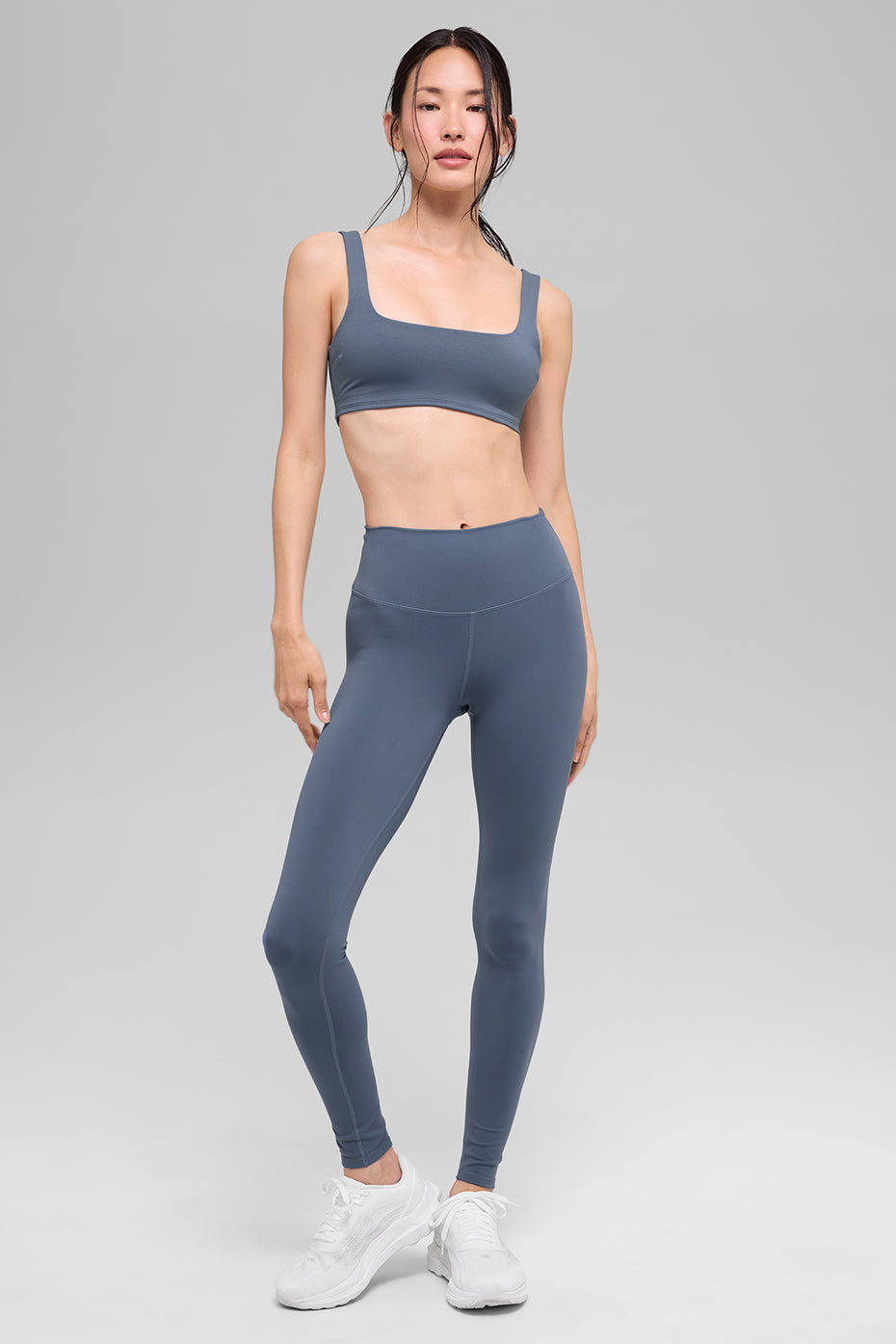 Alo Yoga ALO Softsculpt Precision Bra - Bluestone - imagen 4